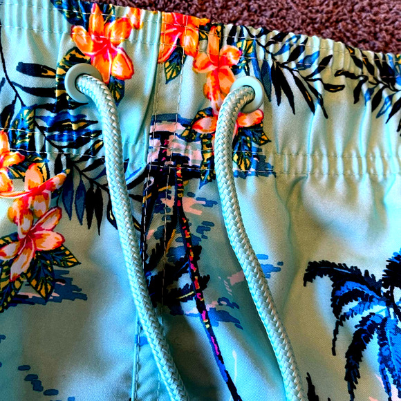 Jake Austin Swim Trunks - M - Picture 4 of 5